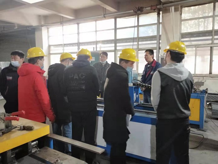 热烈欢迎河南工业大学师生到我司参观学习！